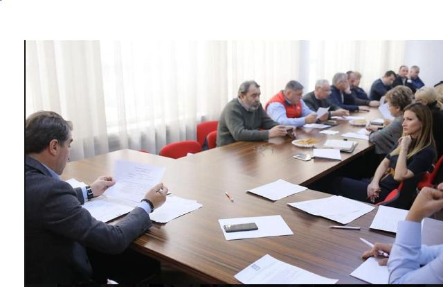 curajul de a privi șeful în ochi