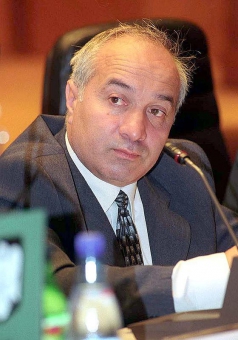 A decedat Adrian Rădulescu, un fost deputat PDL de Neamț
