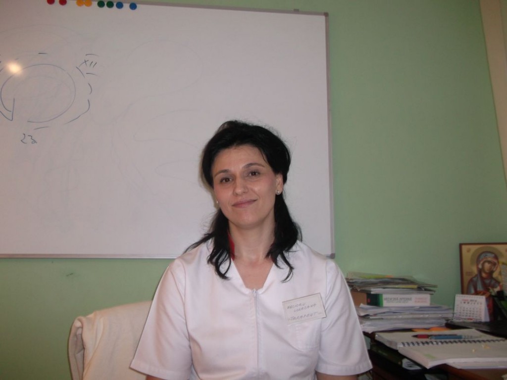 Loredana Fecioru, terapeutul care crede în lipitori și le folosește ca să facă bine Loredana 3