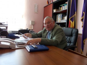 Răfuieli în ”fagmilia” Girov: secretar destituit de primar condamnat