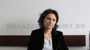 Adriana Bălău – polițista care a tratat „gradele” cu antibiotice