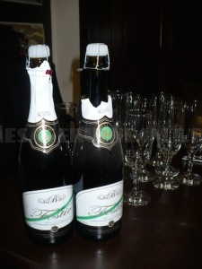 Felicitări, urări și pahare de șampanie la Primăria Târgu- Neamț