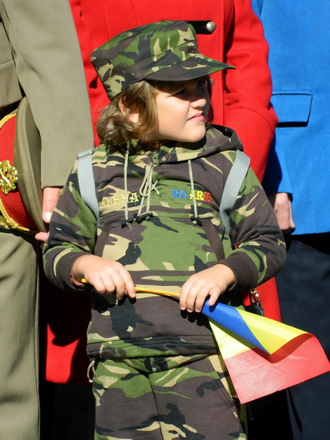 ZIUA ARMATEI: Copii, părinți, militari și oficialități GALERIE FOTO