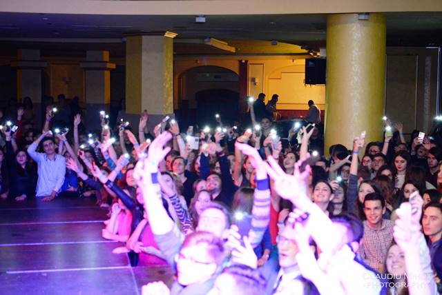 Balul Bobocilor la ”Calistrat Hogaș” : ”Best night, best people!!’’ 2 atmosferă