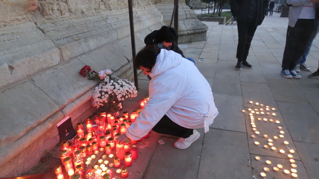 Piatra Neamț comemorează victimele de la ”Colectiv”