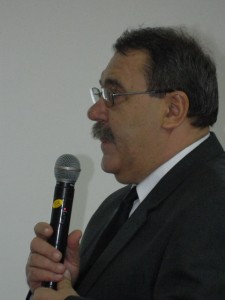 „Generalul” Stan intră în 2016 în proces cu Ministerul Educației