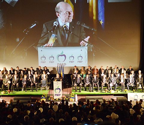 Traian Băsescu la Piatra Neamț: ”Este timpul pentru PMP, un partid gândit ca o ofertă nouă pentru români”