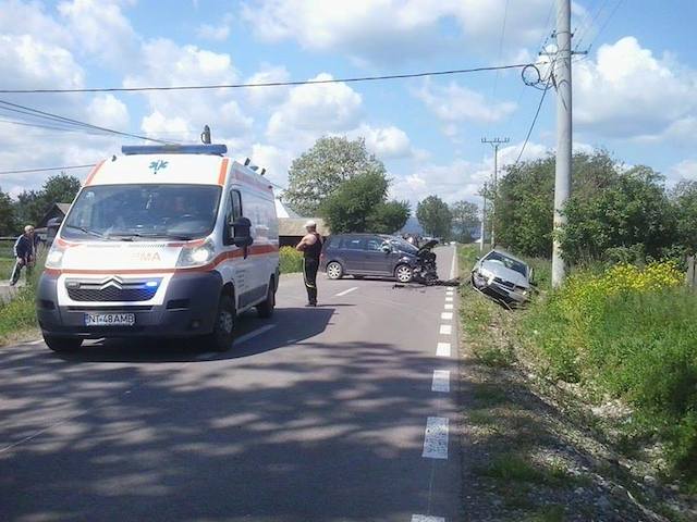 Accident rutier la Săcălușești. Implicată o femeie de afaceri din sat. Galerie foto