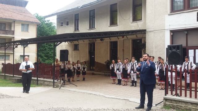 GALERIE FOTO Copii de origine română, din Moldova și Ungaria, în Tabăra Oglinzi