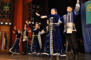 Festivalul Internațional de Folclor &#8220;Ceahlăul&#8221;: PARTICIPANȚI II