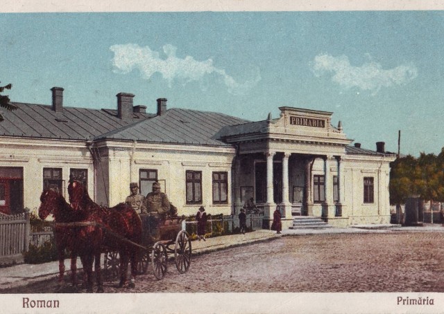 Fascinanta istorie a Romanului - Mahalale și poslușnici 9 Primaria Roman în 1930