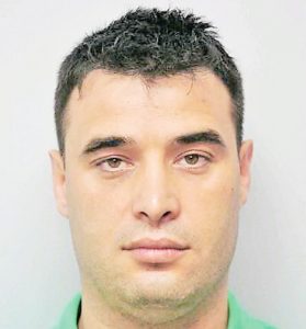 Noi lovituri aplicate Academiei Infractorilor: încă un membru prins, în Franța, iar Țâță condamnat definitiv