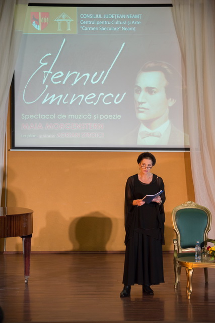 GALERIE FOTO Maia Morgenstern, recital plin de har din Mihai Eminescu