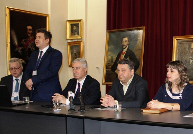 Conferința muzeală aduce Comorile Peleșului la Piatra Neamț