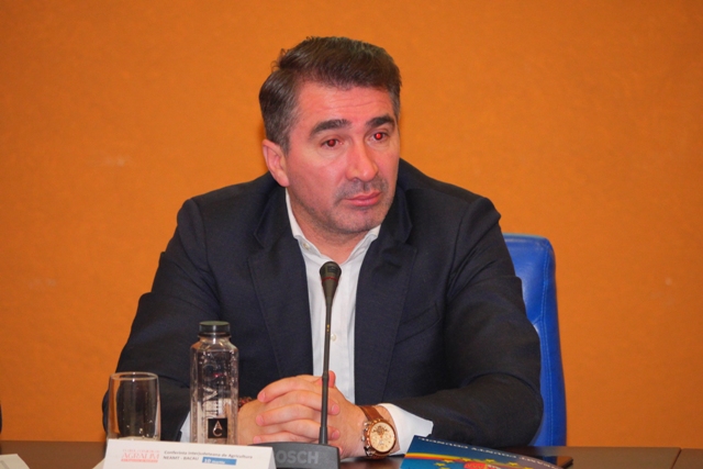 Ministrul Daea a explicat fermierilor despre subvenții și noutăți legislative * Comunicatul oficial CJ Neamț