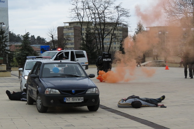 GALERIE FOTO Ziua Poliției la Piatra Neamț