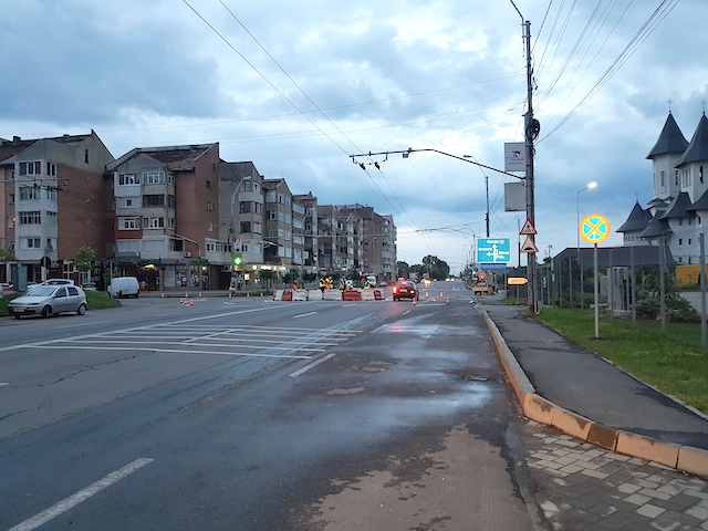Foto: S-a născut un nou giratoriu la Piatra Neamț