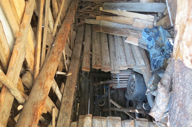 Patrimoniu: Brânzăria lui Creangă a ajuns magazie de lemne