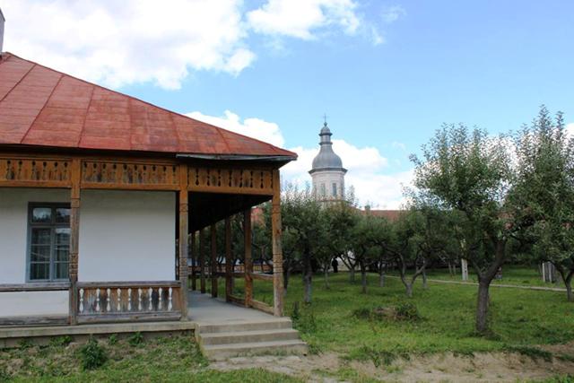 Eminescu în bolnița Mănăstirii Neamț: ”Cânta cântece eroice și de jele”