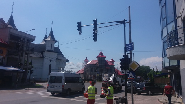FOTO Târgu-Neamț: Semaforizare modernă în intersecția de la Humulești