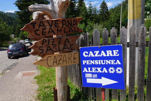 Stațiunea Durău astăzi: Plexiglas, metal și depozite anti-ecologice în nasul turiștilor