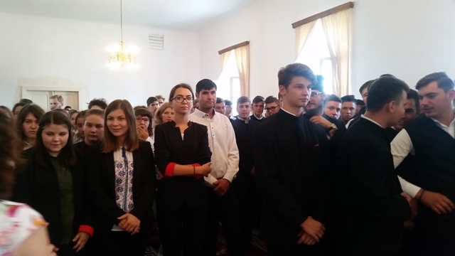 Deputatul Laurențiu Leoreanu a deschis noul an școlar în șase școli din Roman