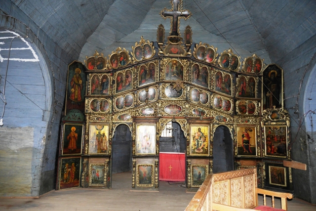Mănăstirea Tarcău – salvată de la prăbușire prin contribuția localnicilor