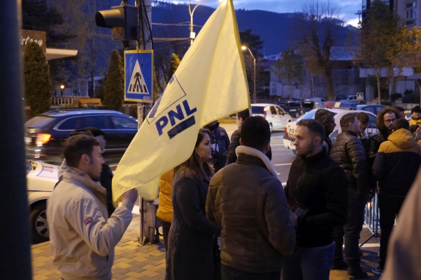 În Neamț liberalii au picat la moțiunea de cenzură. Galerie foto 4 1100593