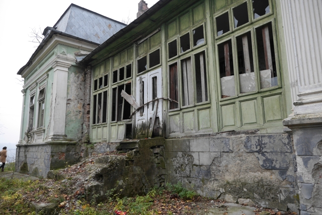 Casa savantului Aristide Caradja se prăbușește sub ”protecția” legii