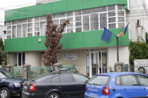 Amenzi de peste 126.000 lei date de inspectori de muncă la 21 firme din Neamț