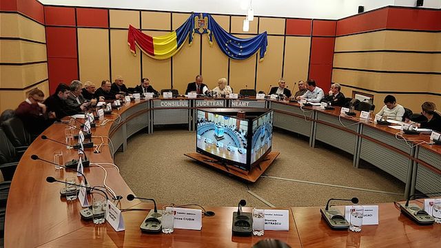 PSD-ALDE nu a reusit mobilizarea și ședința de buget la județ nu s-a ținut. Galerie foto