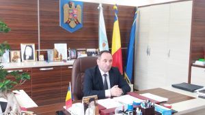 Primarul Harpa: „Vom găsi soluţii şi pentru asfaltarea celorlalte străzi din Târgu Neamț&#8221;