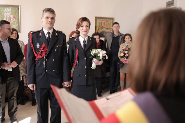 FOTO Lt. Andrei Grancea &#8211; căsătorie în uniformă