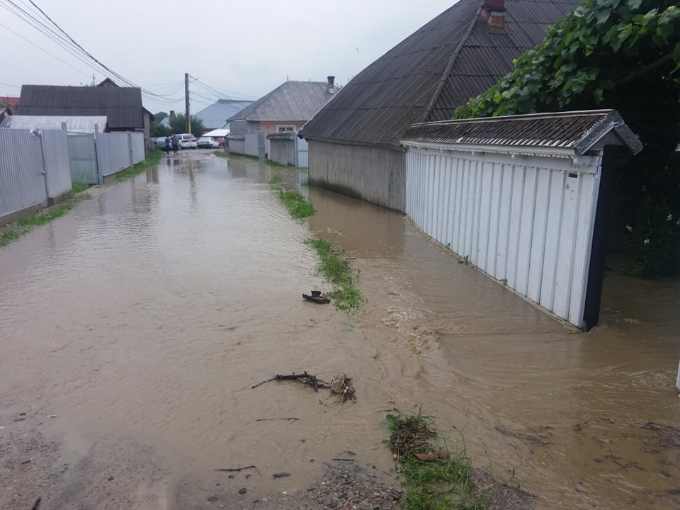 FOTO Inundații la Vânători-Neamț