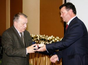 Camera de Comerț și Industrie Neamț: Onor la Senior!