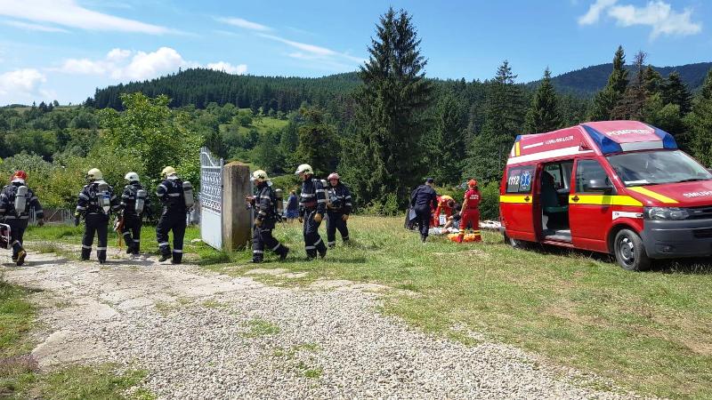 EXERCIȚIU ISU: Incendiu la Mănăstirea Văratec, extins în pădure