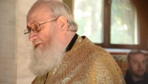 Preotul Ioan Mihoc iese la pensie. Preotul Viorel Laiu, noul director al seminarului de la Mânăstirea Neamţ