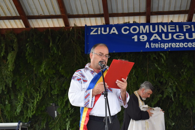 A XIII-a ediție a Zilei comunei Piatra Șoimului, bucurie și voie bună pentru întreaga comunitate