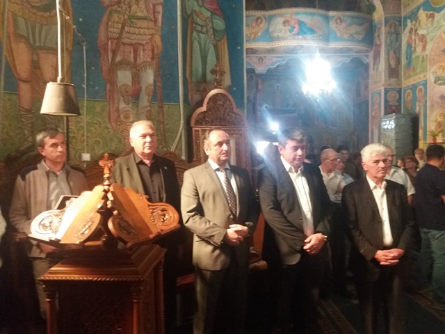 Târgu-Neamţ: Aleşi locali la slujba religioasă de Sfânta Maria Mică