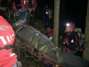 FOTO-VIDEO Cum a fost salvat turistul căzut în zona Cheilor Șugăului