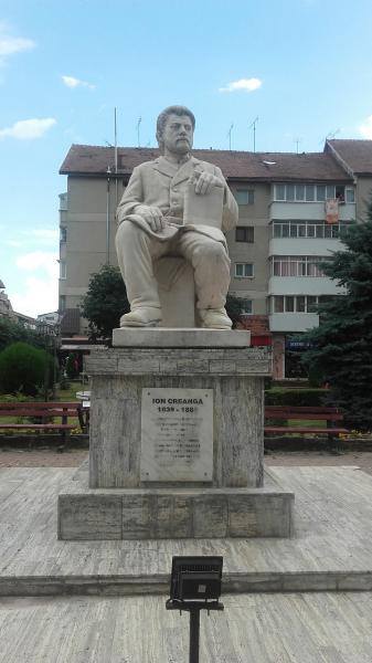 statuia lui Creangă