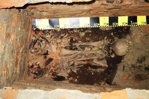 EXCLUSIV: Osemintele tatălui lui Grigore Ureche, descoperite la Mănăstirea Secu