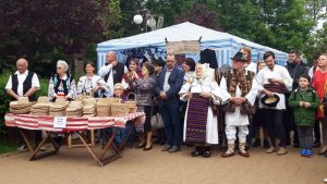 Festivalul ”Lada cu zestre” &#8211; Regal de artă populară la Piatra Neamț