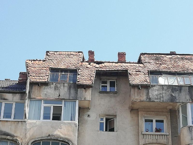 O nouă atracție turistică &#8211; acoperișul zburător de la Piatra Neamț