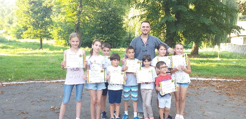 Poliţist din Londra, cursuri gratuite de karate pentru copiii din Târgu Neamț