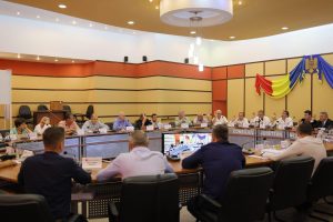 Ședință fără cvorum la Consiliul Județean Neamț: bugetul pus pe hold