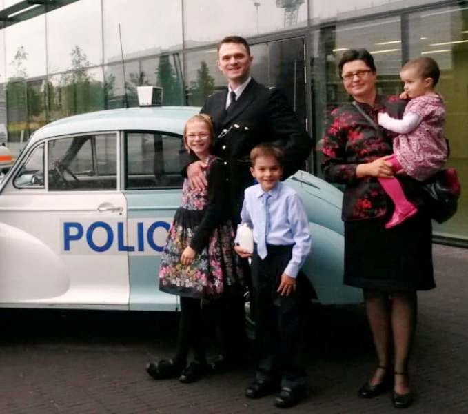 Poliţist la Londra: ”Nu am avut nevoie să devin cetățean britanic, pe oriunde am mers am fost bine primit ca român”