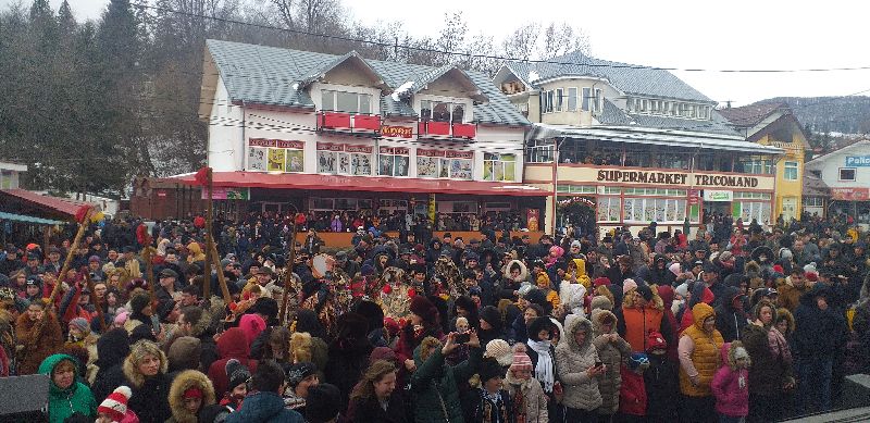 O reușită: Festivalul de datini şi obiceiuri de iarnă în comuna Bălţăteşti