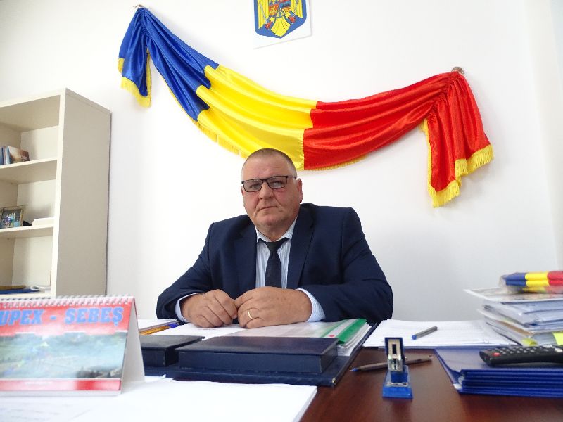 Borca: ”Este legal să meargă copiii la școală, pe jos, câte 11 km?”- interviu cu primarul Geo-Ovidiu NIȚĂ
