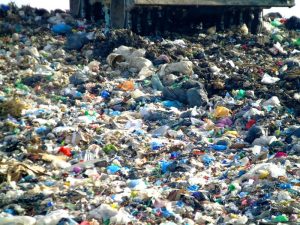 Garda de Mediu chemată să verifice cât de ”ecologic” este depozitul de gunoi de la Girov